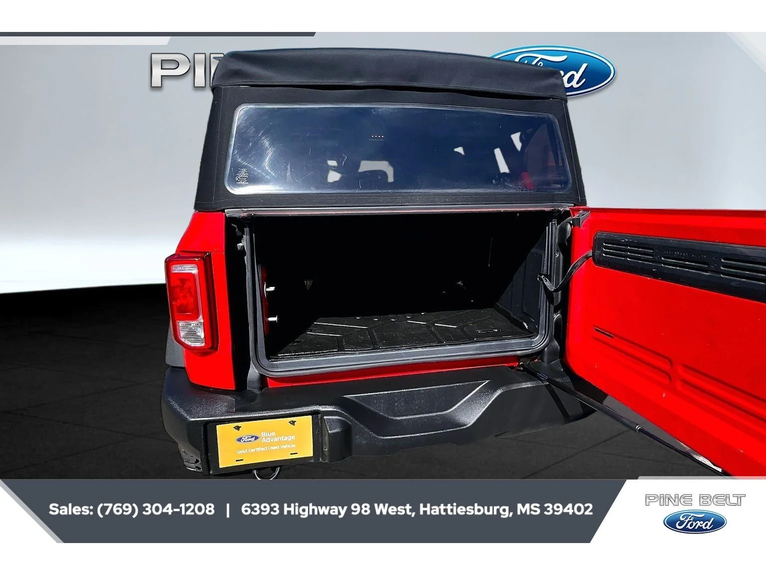 Used 2021 Race Red Ford Big Bend image 21