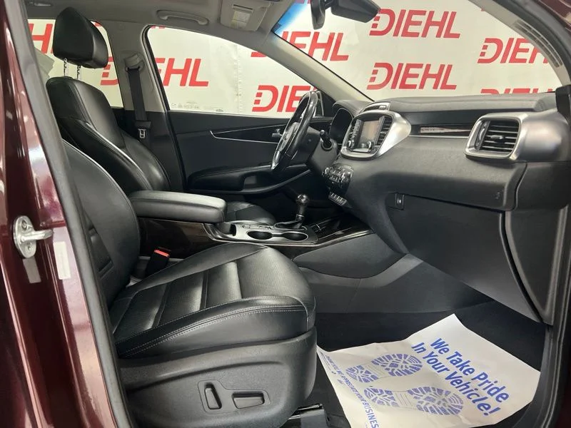 Used 2018 Purple Kia EX image 13