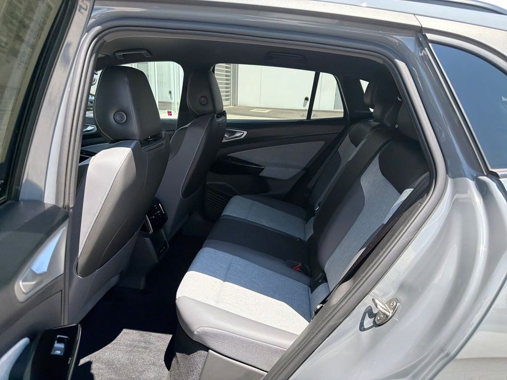 Certified Used 2024 Pure Gray Volkswagen Pro image 14
