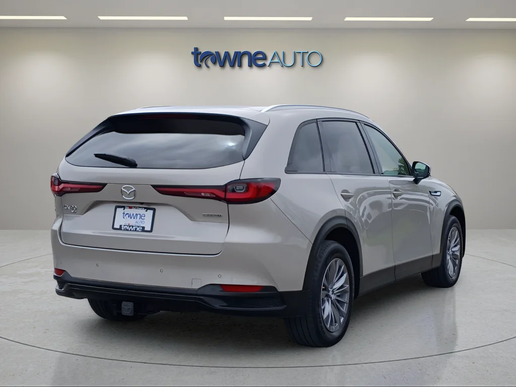 Used 2025 Silver Mazda 3.3 Turbo Preferred image 5