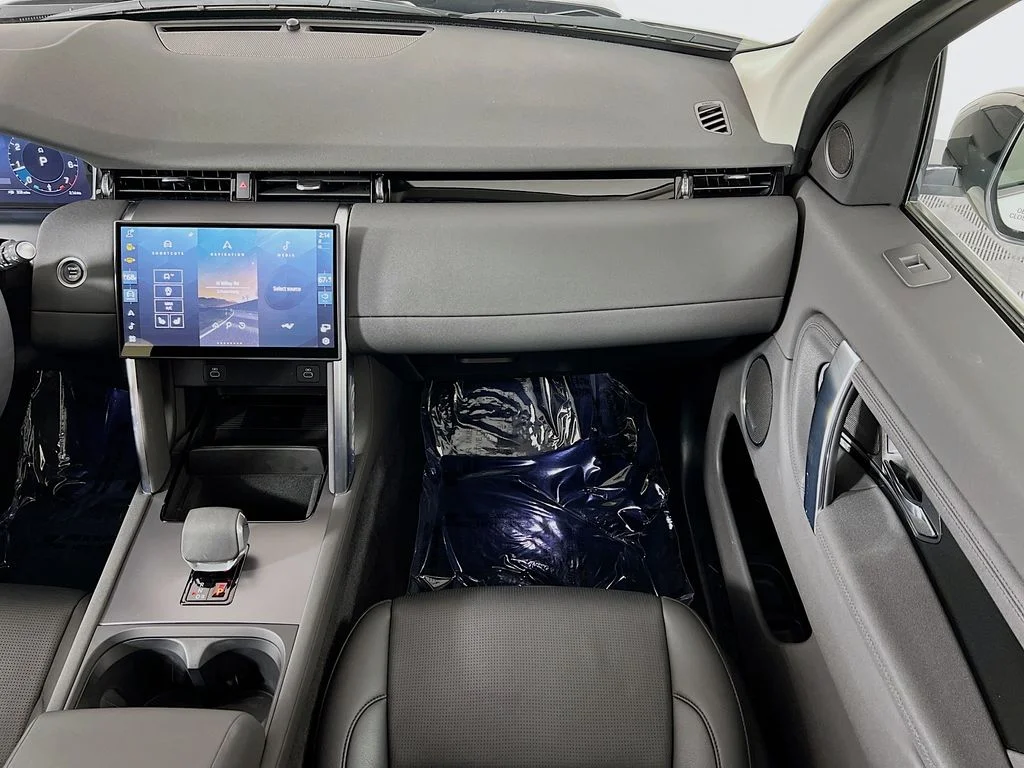 2025 Land Rover Discovery Sport S - Photo 25