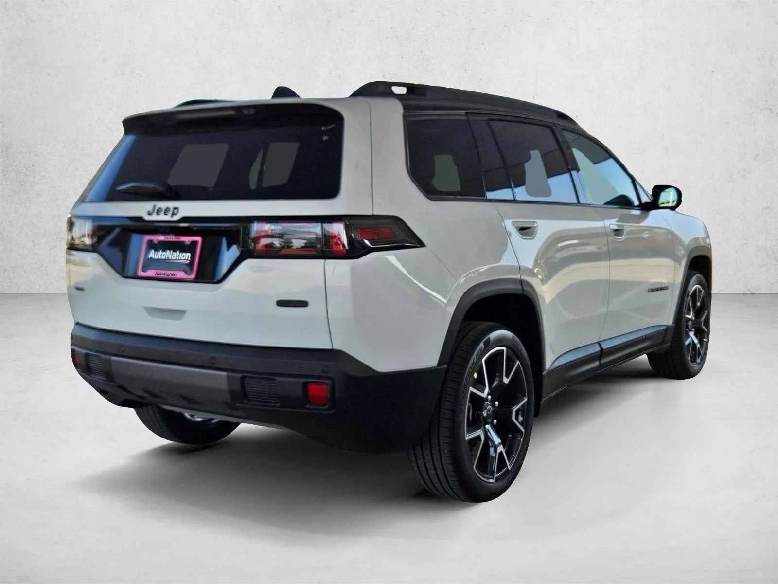 New 2026 Bright White Clear-Coat Exterior Paint Jeep Overland image 2