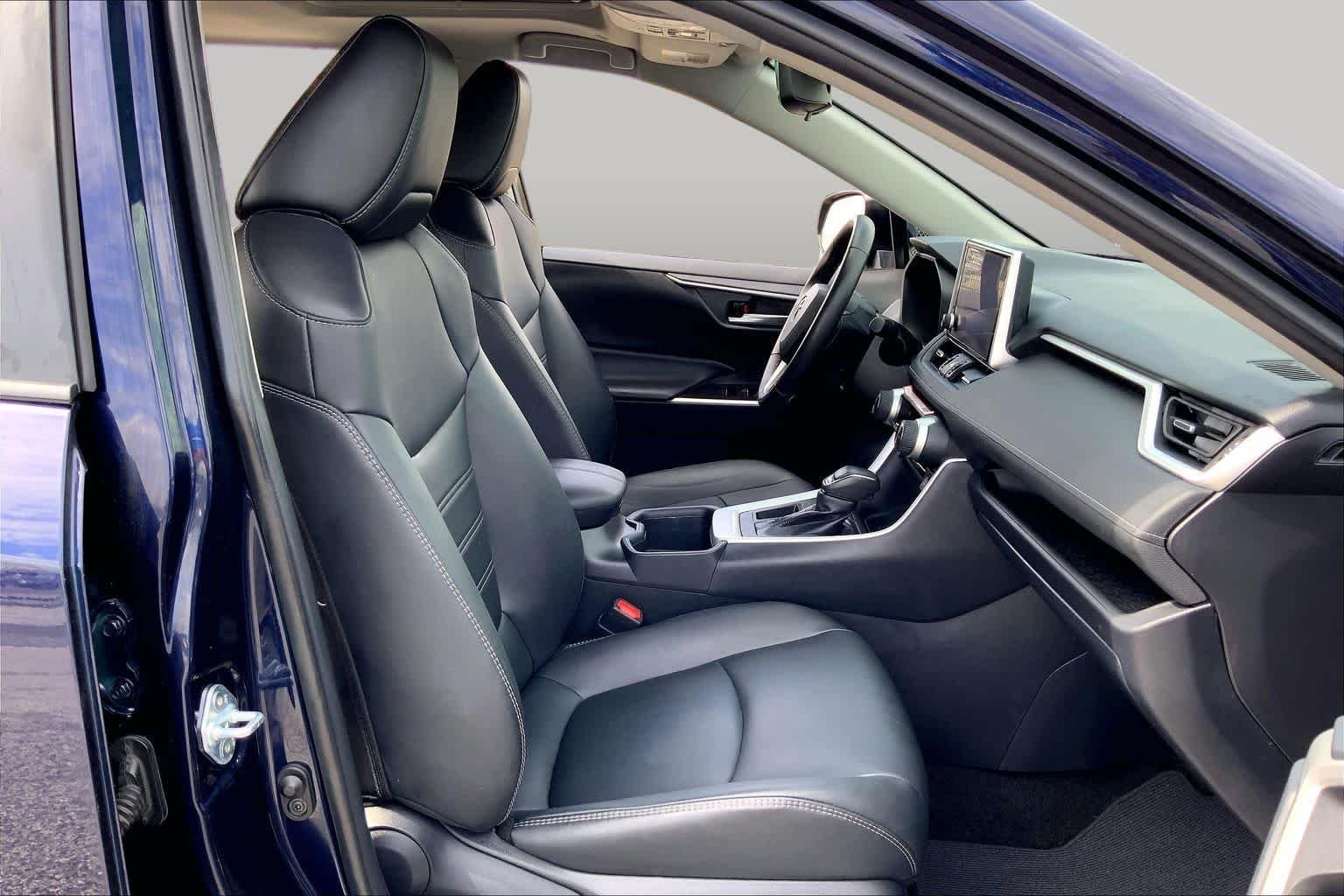 Used 2025 Blueprint Toyota XLE Premium image 9