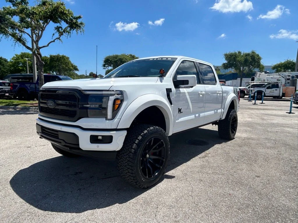 New 2026 Oxford White Ford Lariat image 1