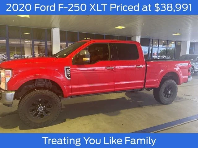 2020 Ford F-250 XLT 4x4 Crew Cab 6-3/4' Box's photo