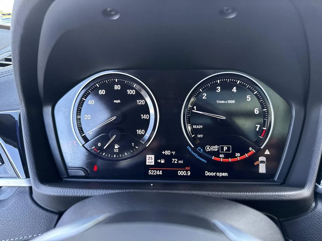 Used 2019 Black BMW sDrive28i image 43