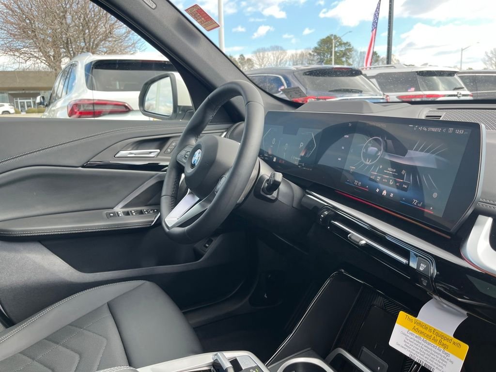 Used 2026 Alpine White BMW xDrive28i image 32
