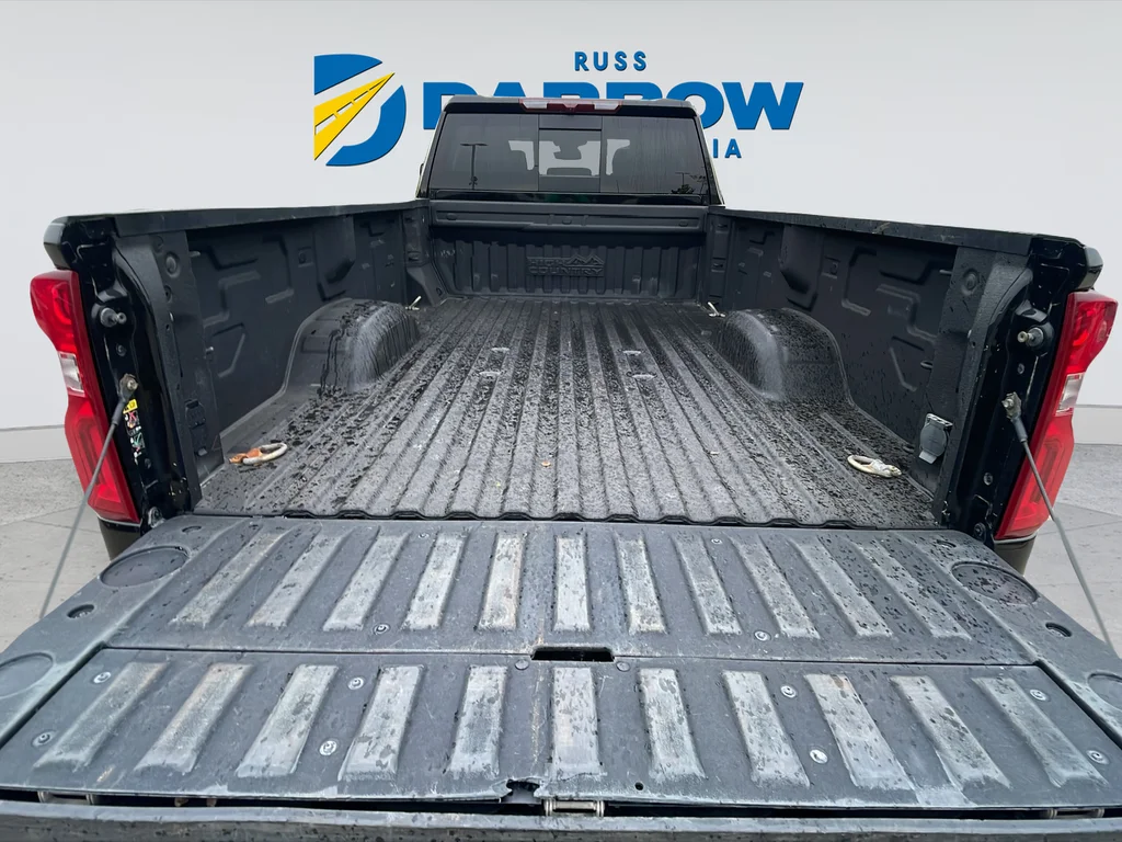 Used 2024 Black Chevrolet High Country image 38