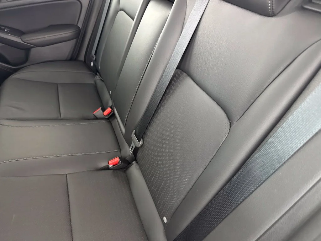 Used 2024 Silver Honda EX-L image 27