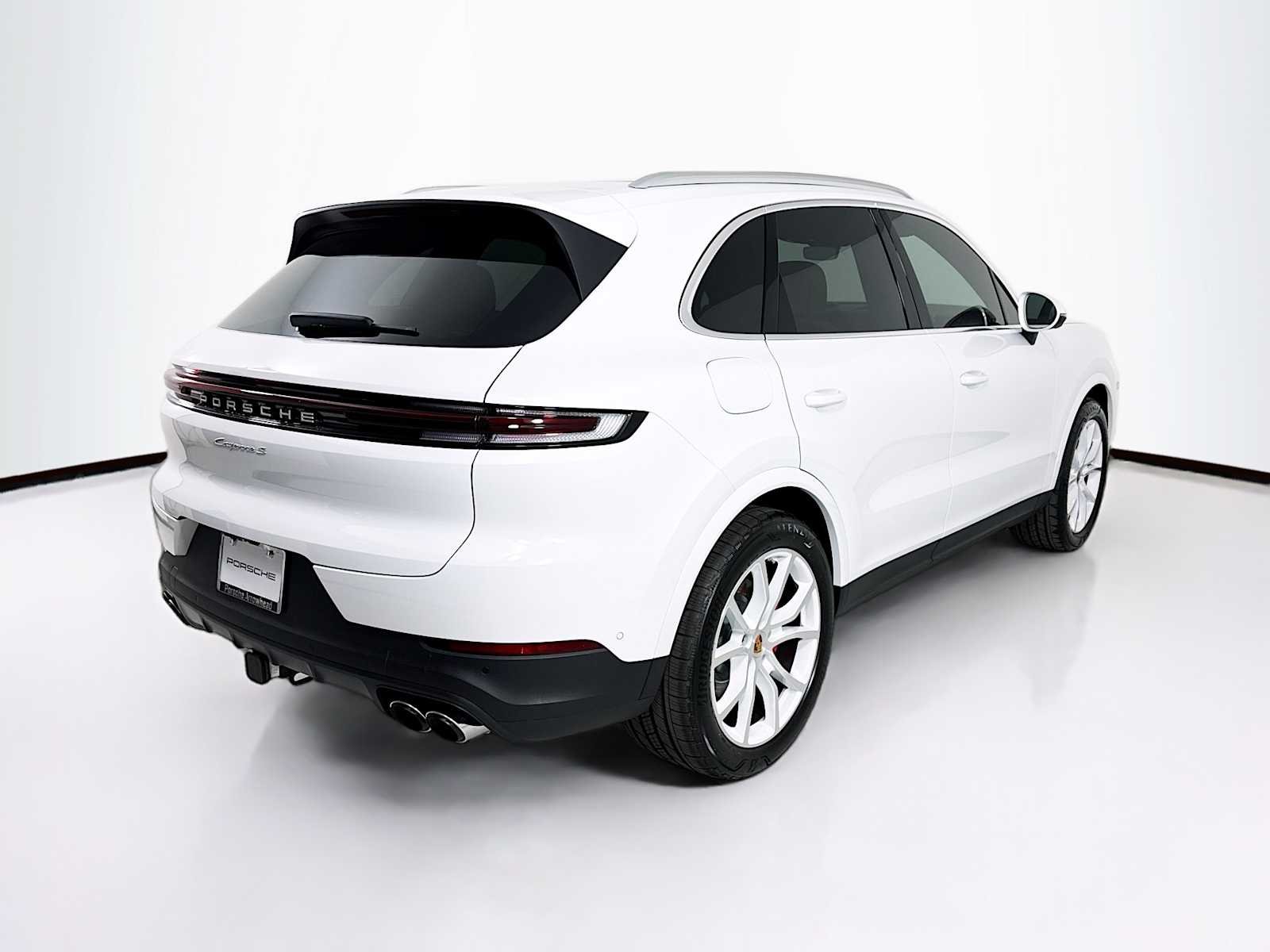 New 2026 Carrara White Metallic Porsche S image 9