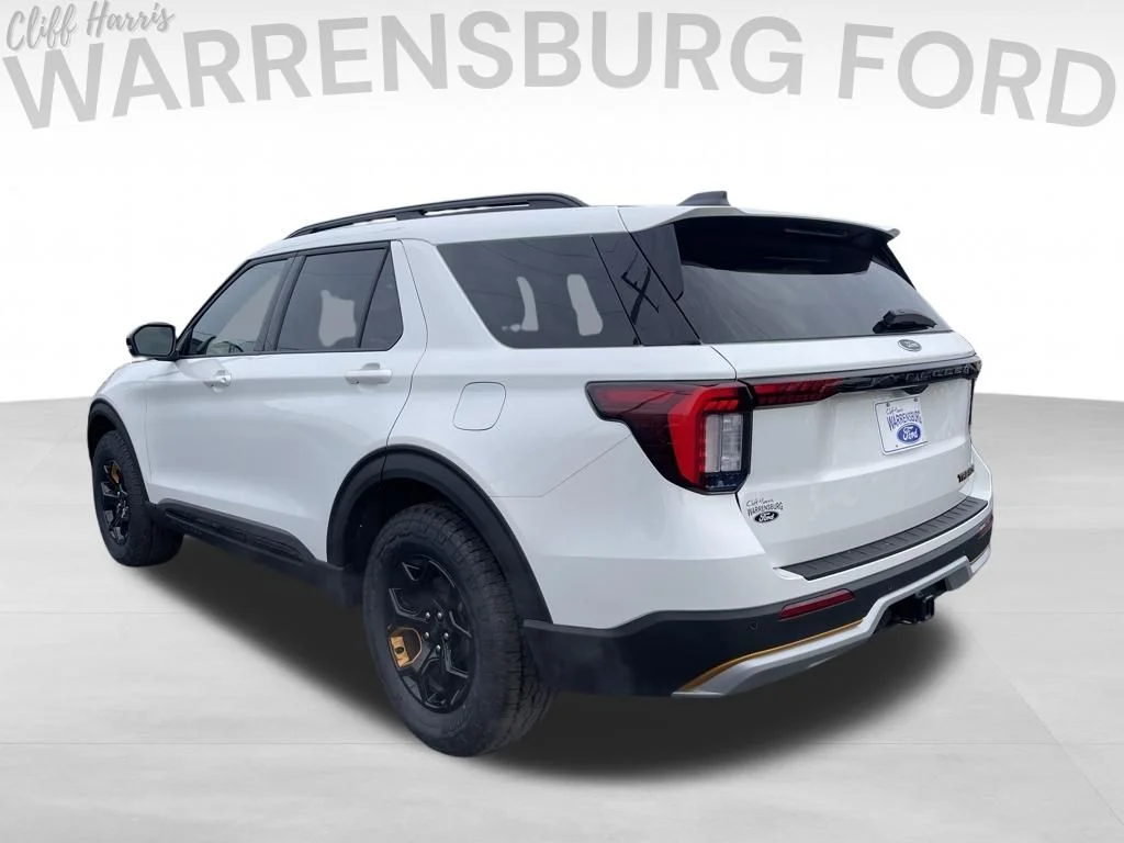 New 2026 Star White Metallic Tri-Coat Ford Tremor® image 5