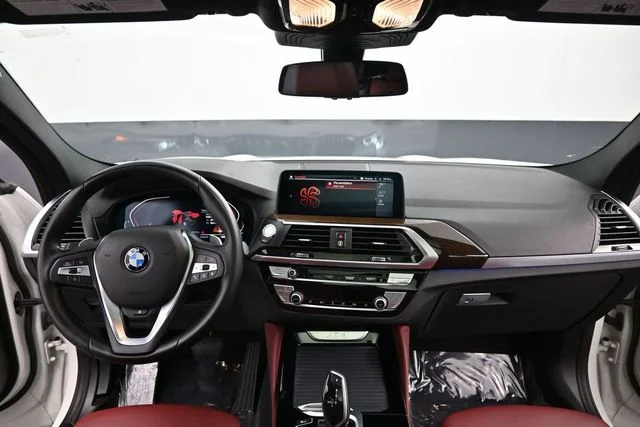Used 2021 White BMW xDrive30i image 14