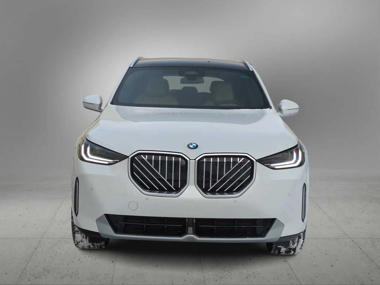 New 2026 Mineral White Metallic BMW 30 xDrive image 3