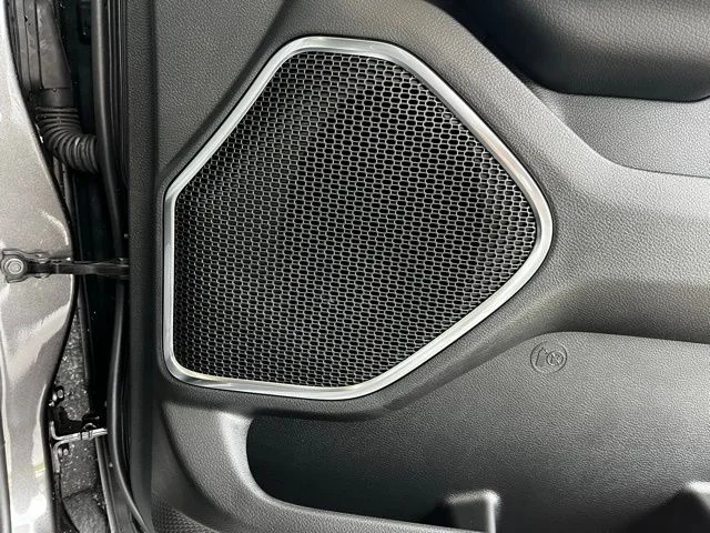 2026 RAM 1500 Laramie - Photo 24