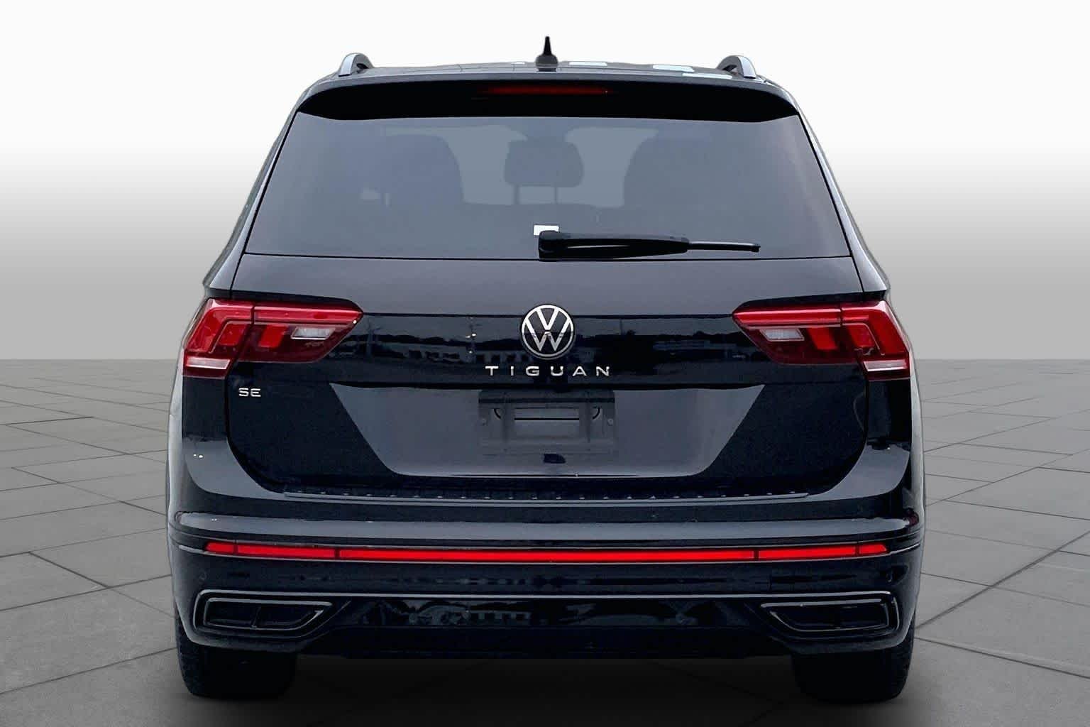 Used 2024 Deep Black Pearl Volkswagen SE R-Line Black image 5