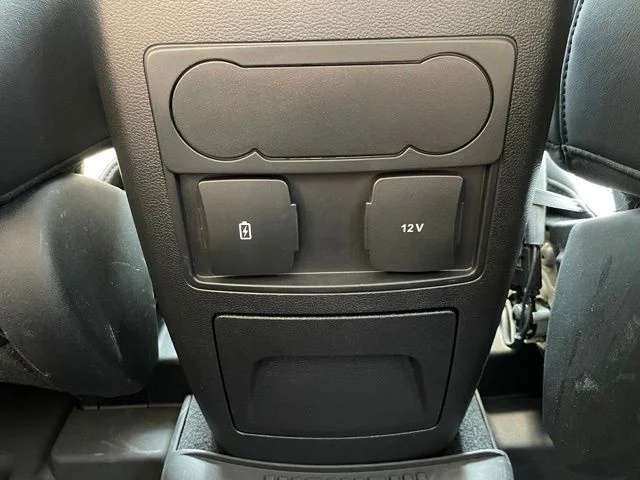Used 2024 Silver Ford XLT image 51
