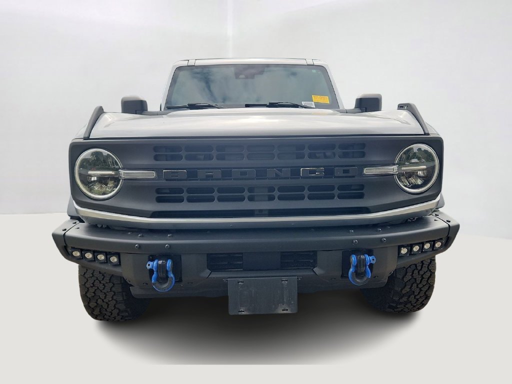 Used 2022 Silver Metallic Ford Black Diamond image 2