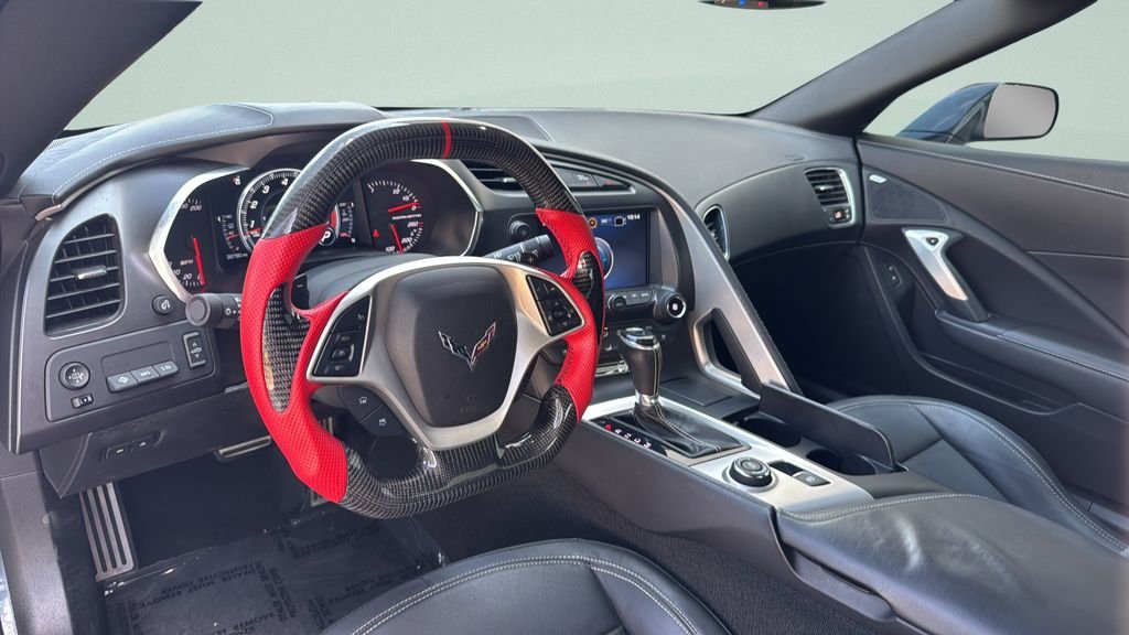 Used 2019 Gray Chevrolet Grand Sport image 27