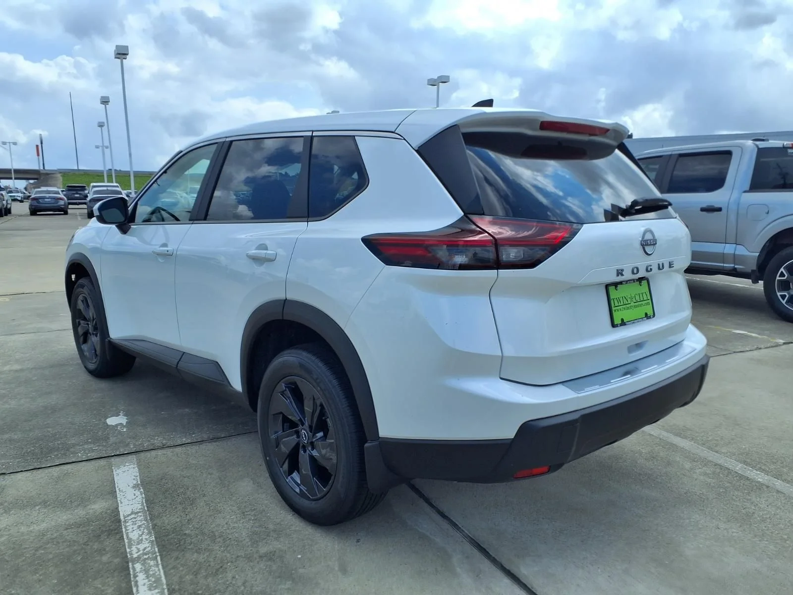 New 2026 White Nissan SV image 2