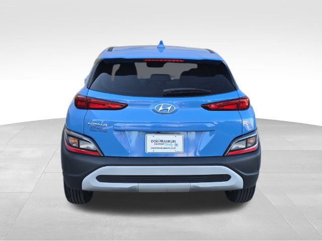 Used 2022 Blue Hyundai SE image 4