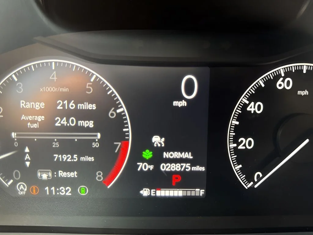 Used 2025 Gray Honda EX-L image 21