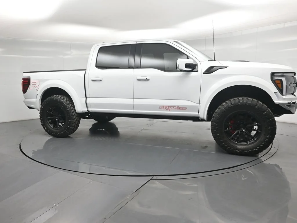 New 2026 Oxford White Ford Raptor image 37