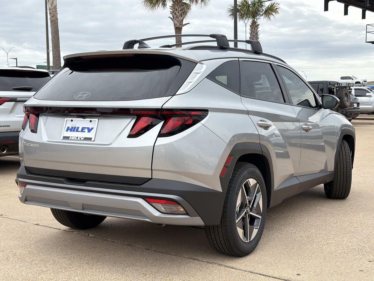 New 2026 Shimmering Silver Hyundai SEL FWD image 5