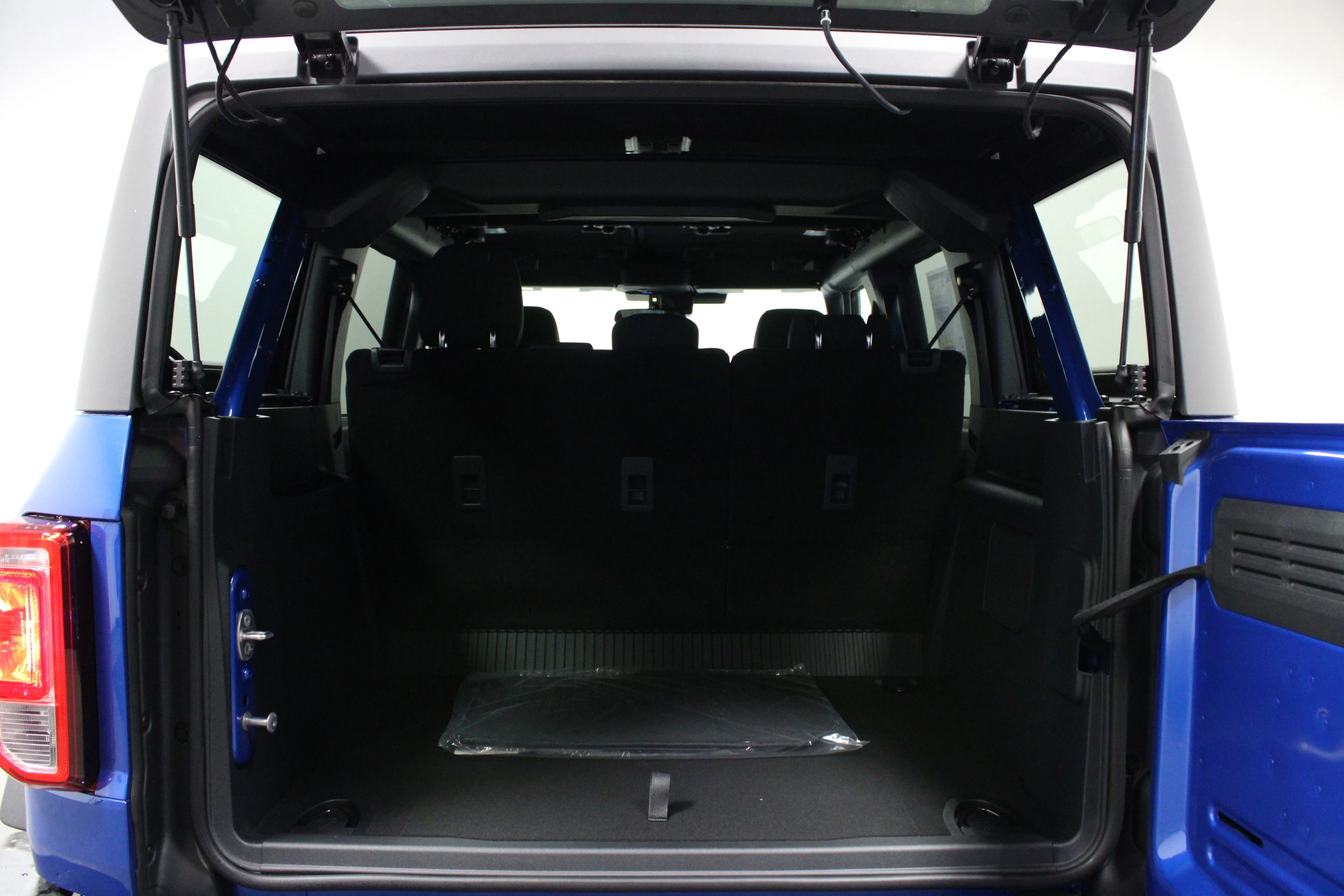 New 2026 Velocity Blue Metallic Ford Big Bend® image 14