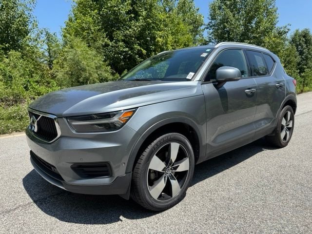 2019 Volvo XC40 Momentum