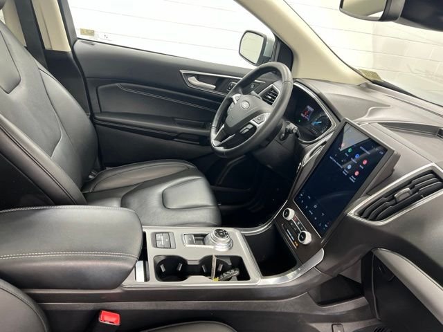 Used 2021 Silver Ford Titanium image 25