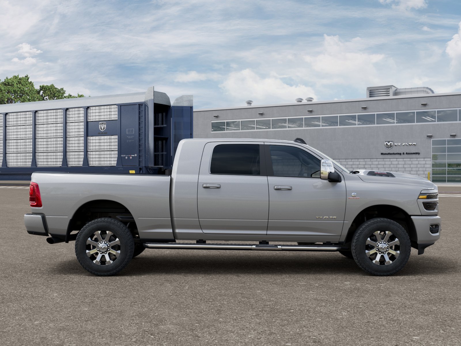 New 2026 Silver-Zynith Exterior Paint RAM LARAMIE image 12