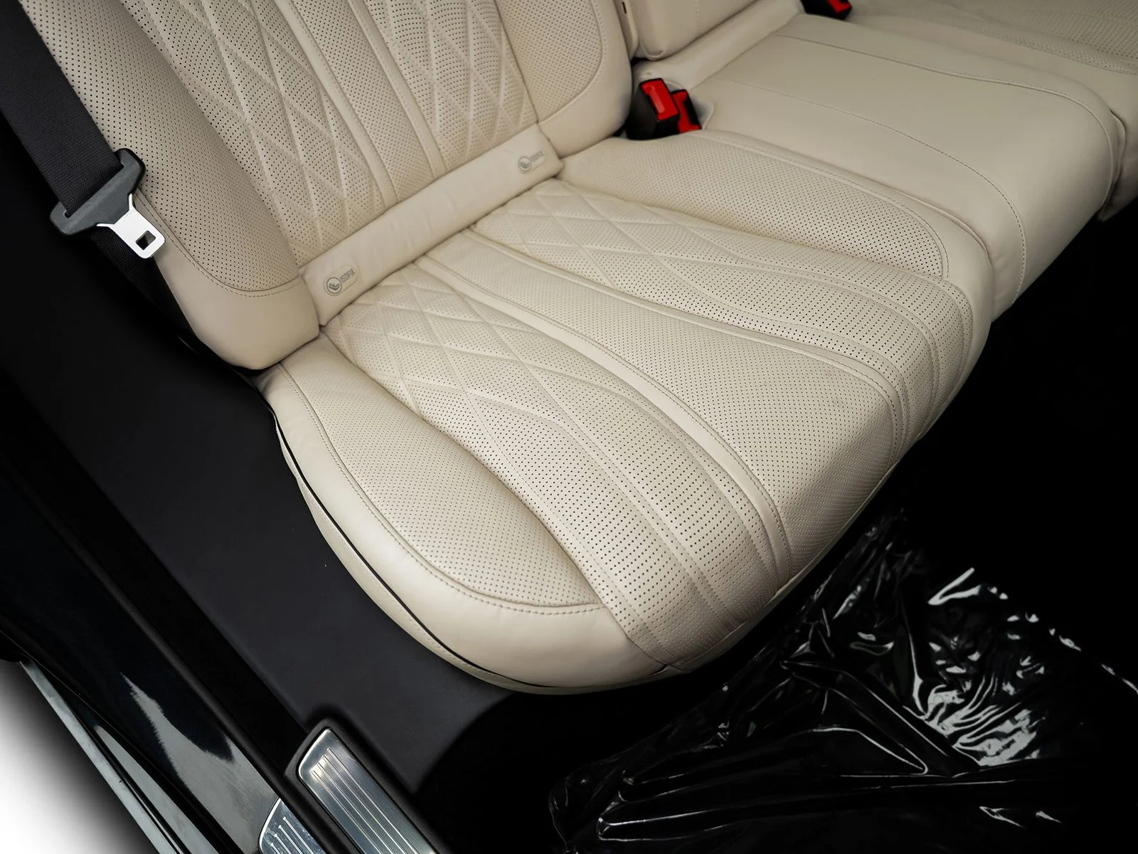 Used 2020 Black Mercedes-Benz S 63 AMG® image 40