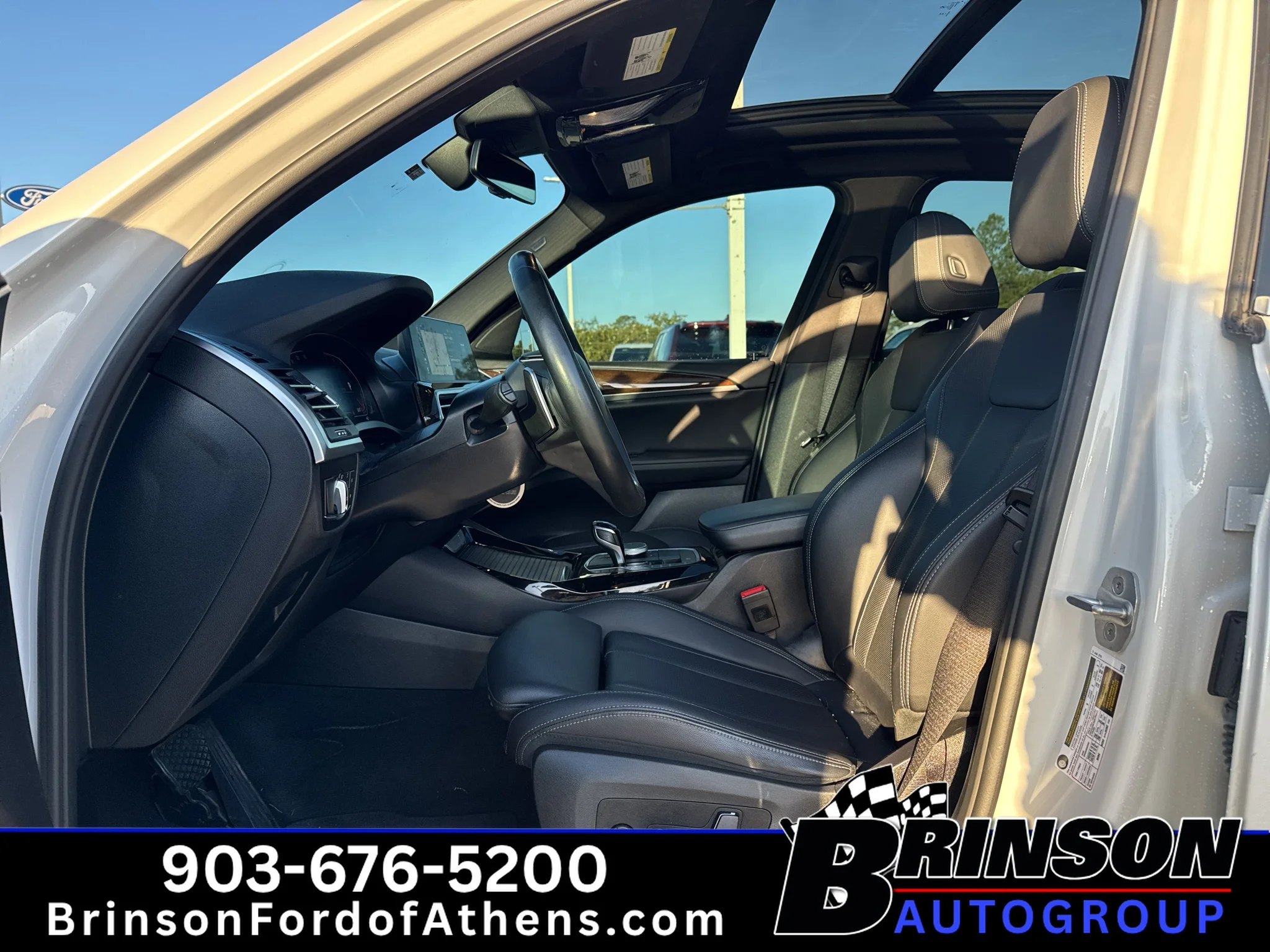 Used 2024 Mineral White Metallic BMW sDrive30i image 15