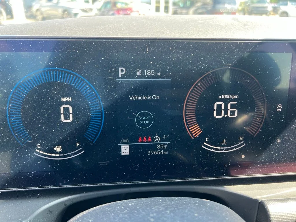 Used 2025 Gray Hyundai SE image 8