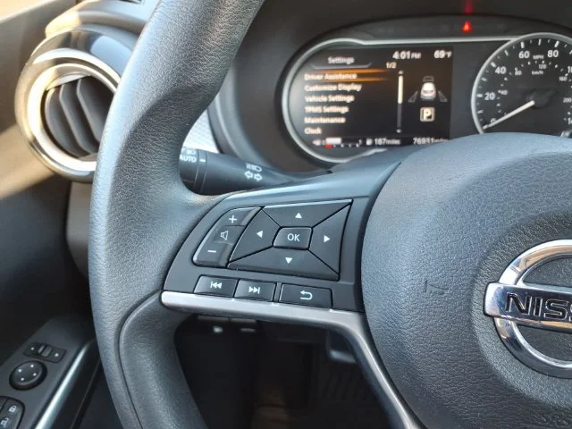 Used 2018 White Nissan SV image 23