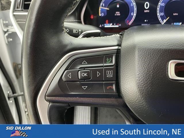 Used 2022 Bright White Clearcoat Jeep Altitude image 9