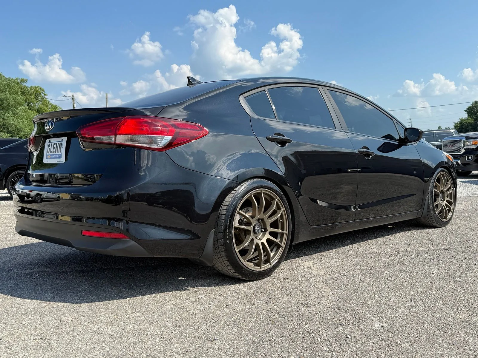 Used 2018 Black Kia LX image 6