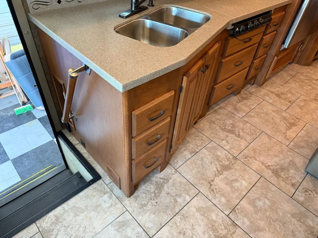 Used 2014  Tiffin  image 115