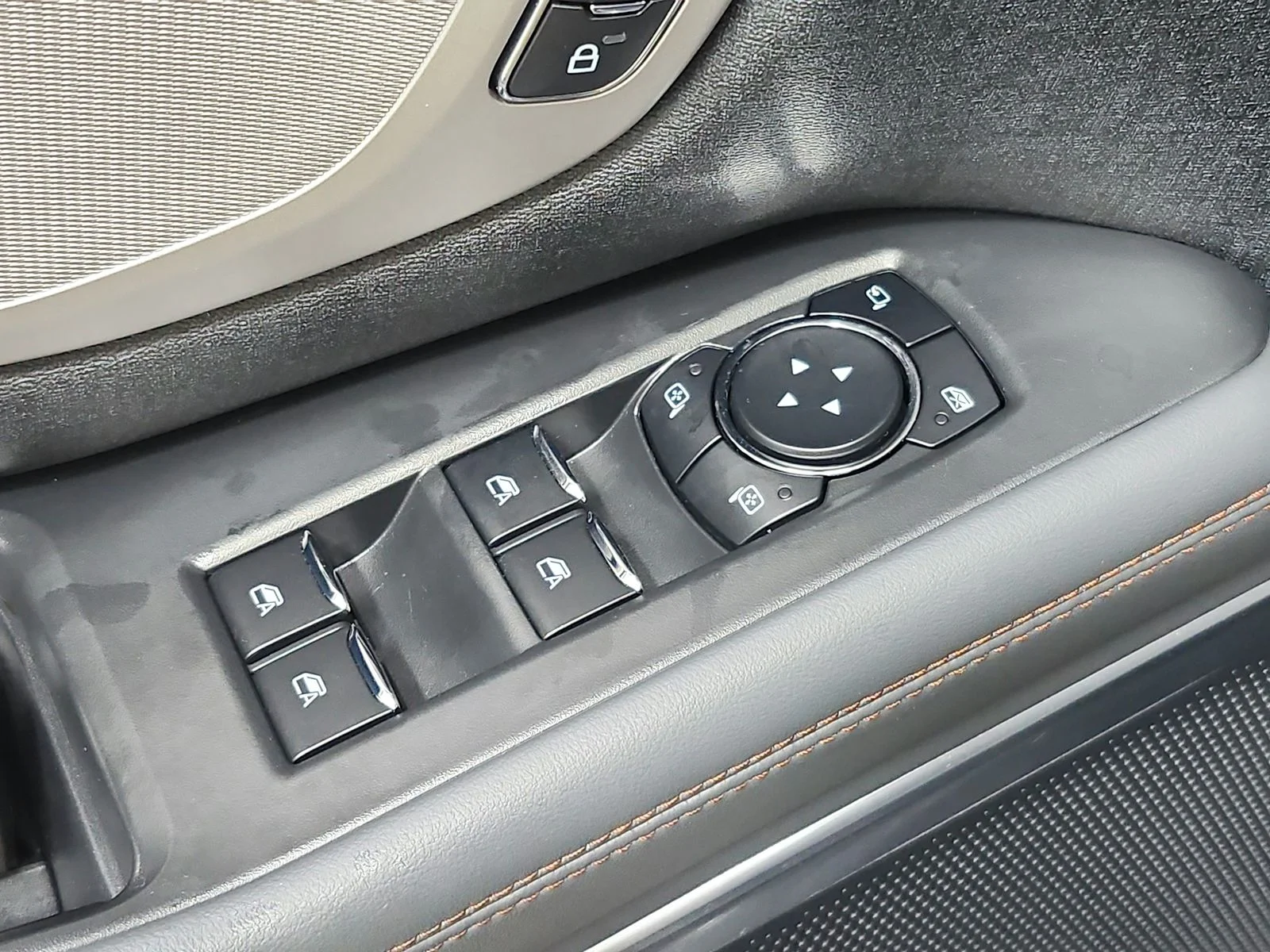 Used 2025 Black Ford Active image 39