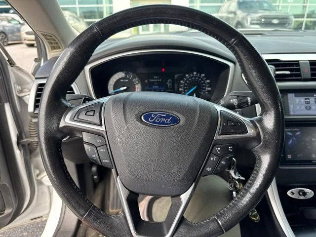 Used 2016 White Ford SE image 12