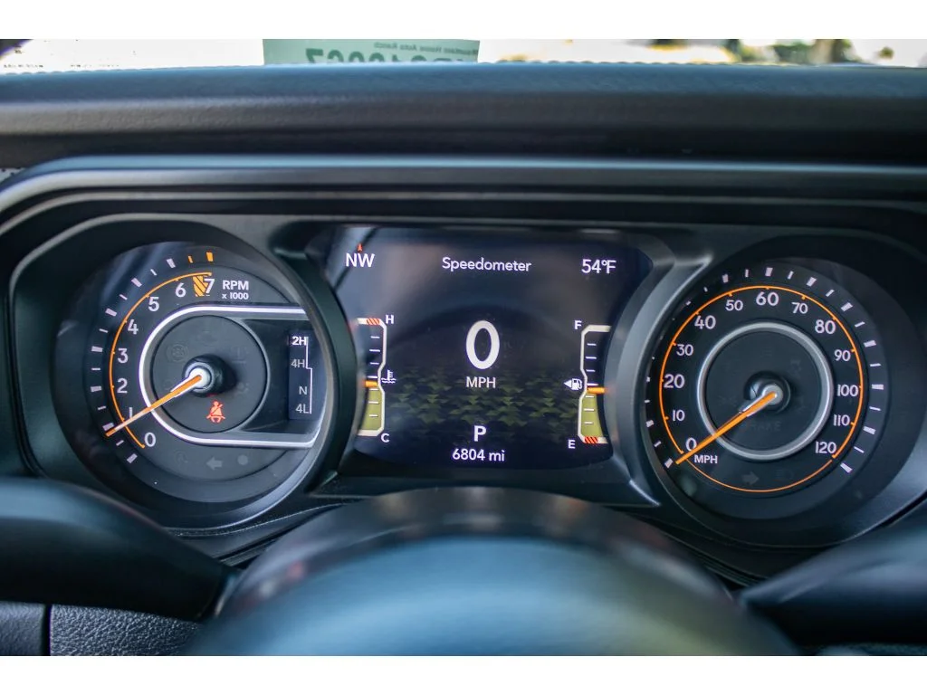 Used 2025 Mojito Jeep Rubicon image 30