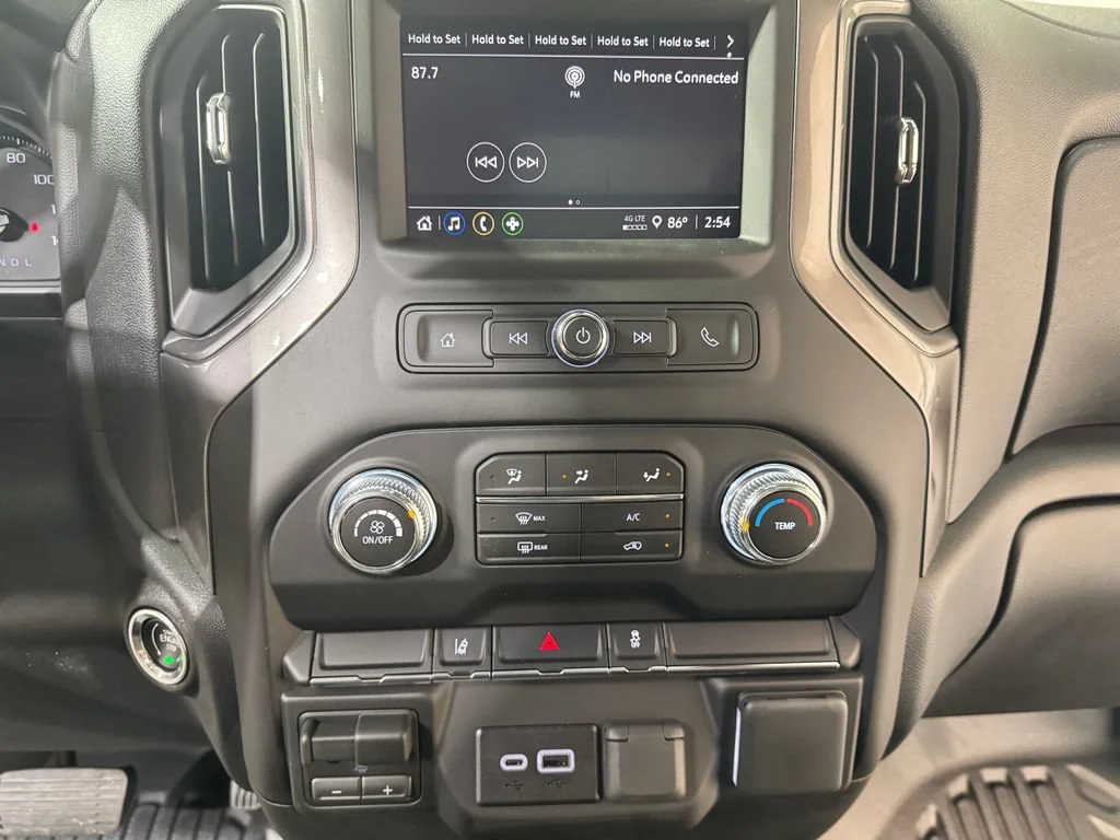 2026 GMC Sierra 2500HD Pro - Photo 10