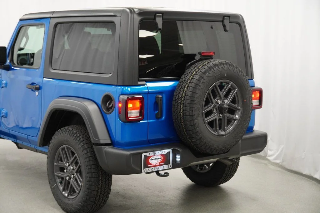 New 2026 Hydro Blue Pearl-Coat Exterior Paint Jeep Sport S image 12