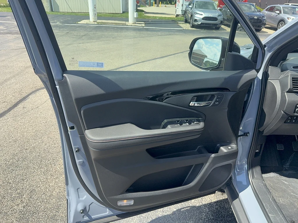 2026 Honda Ridgeline Black Edition, photo 12 of 12