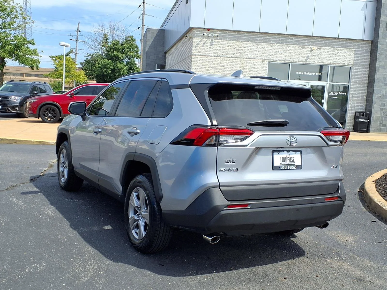 Used 2022 Silver Sky Metallic Toyota XLE image 2