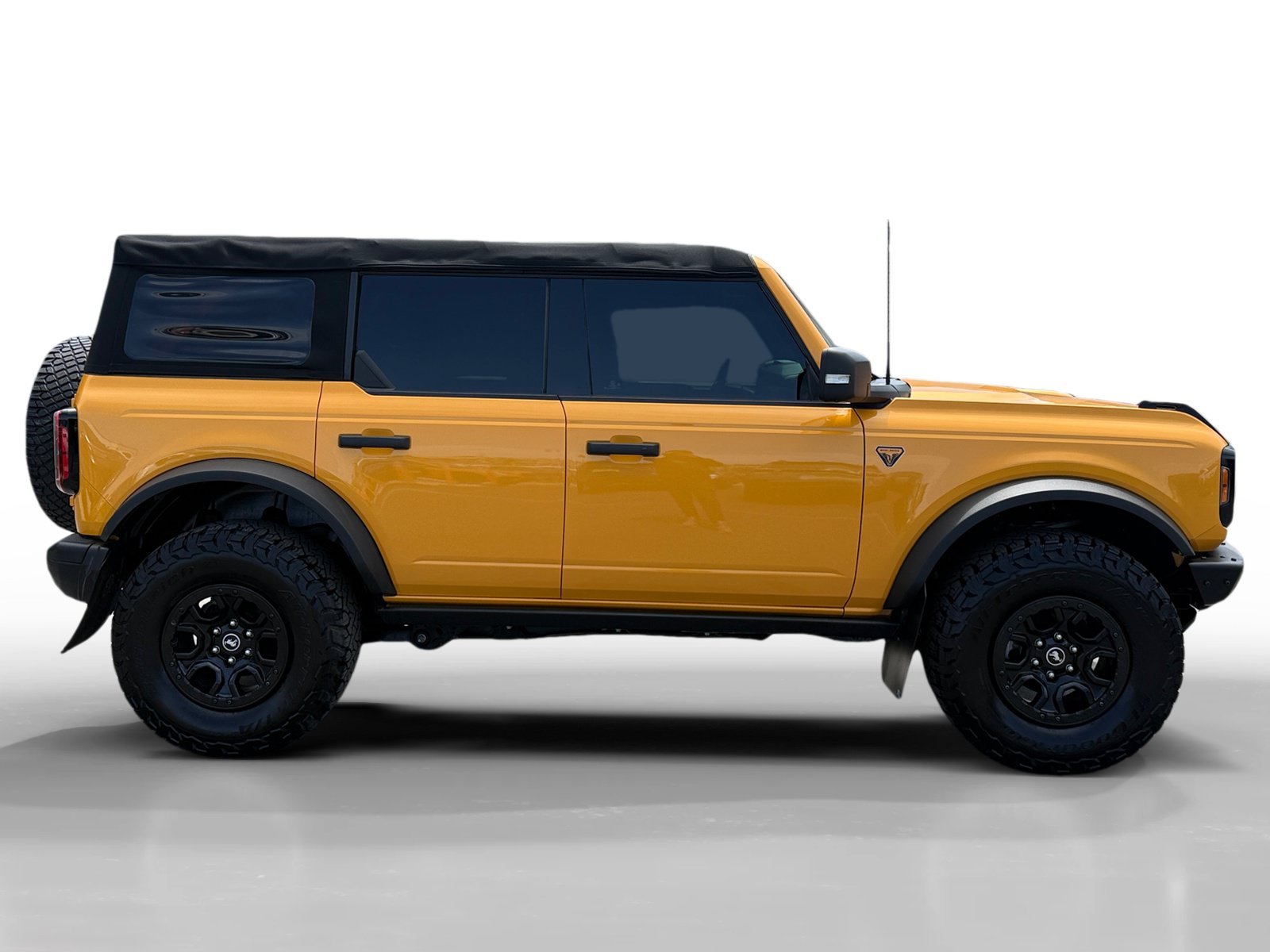 Certified Used 2022 Orange Metallic Ford Badlands image 6