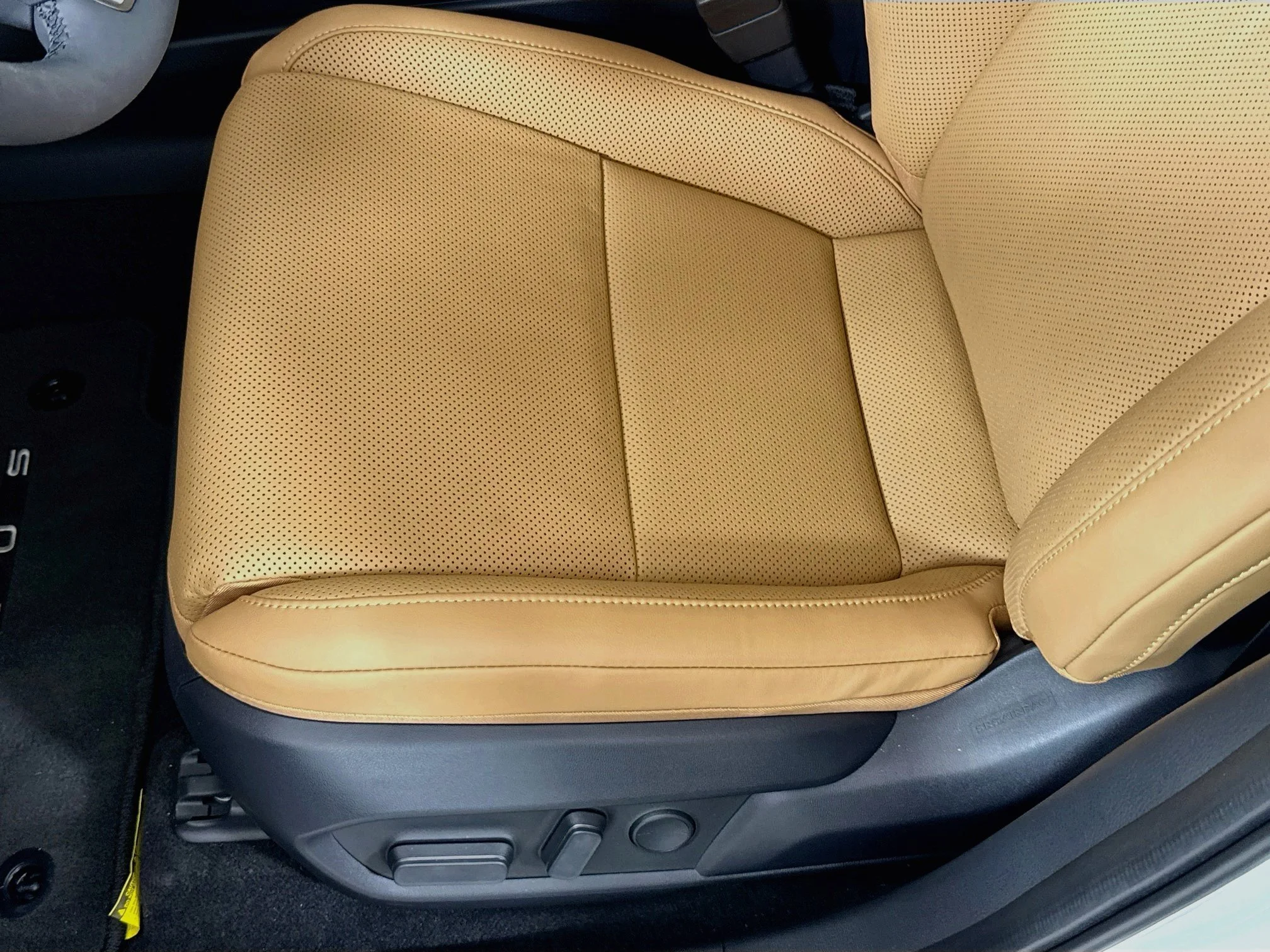 New 2026 Ultra White Lexus ES 500e PREMIUM AWD image 20