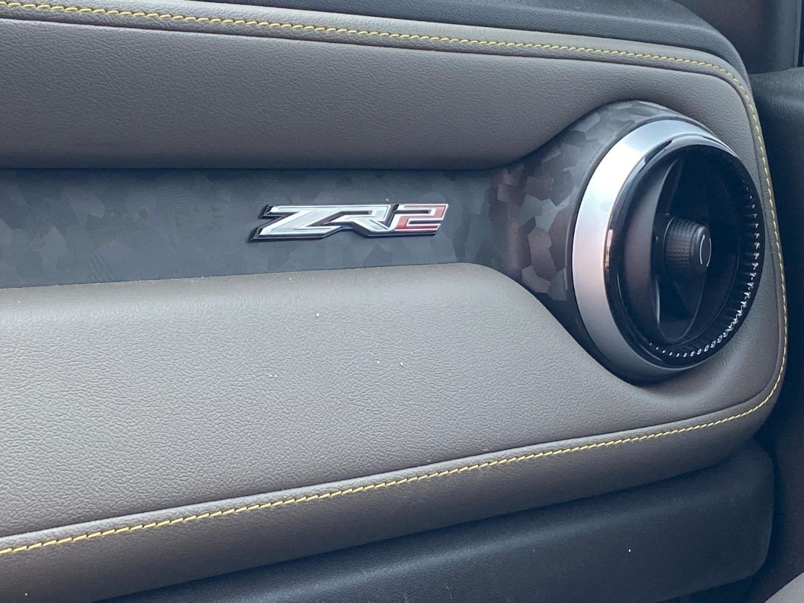 Used 2024 BLACK CHEVROLET ZR2 image 19