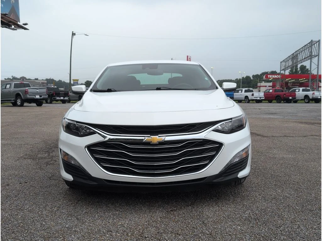 Used 2024 WHITE Chevrolet 4dr Sdn 1LT image 8