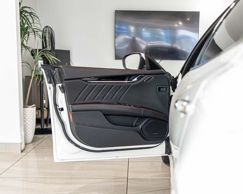 Used 2023 White Maserati Modena Q4 image 35
